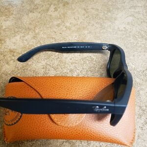 Ray ban new wayfarer